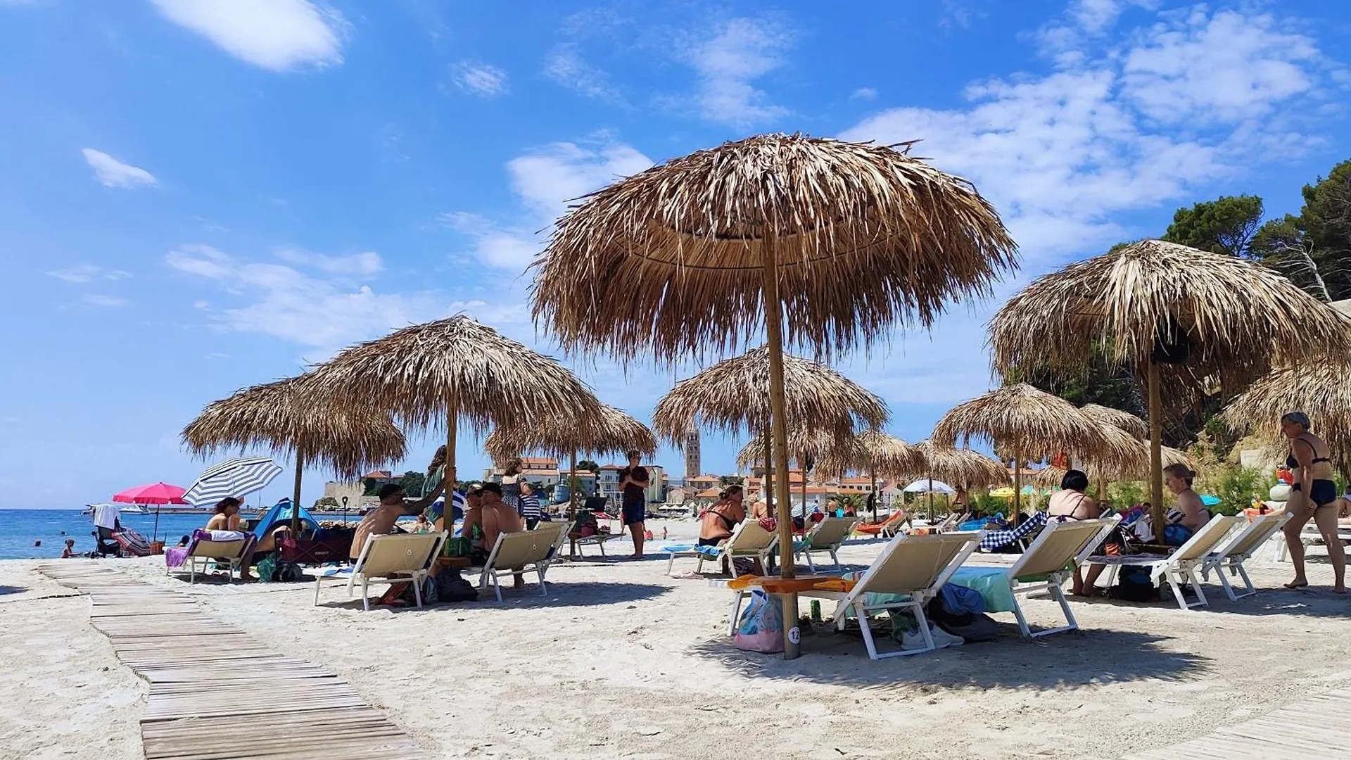 Apartments With A Parking Space Mundanije, Rab - 22552 Rab Town Croatia